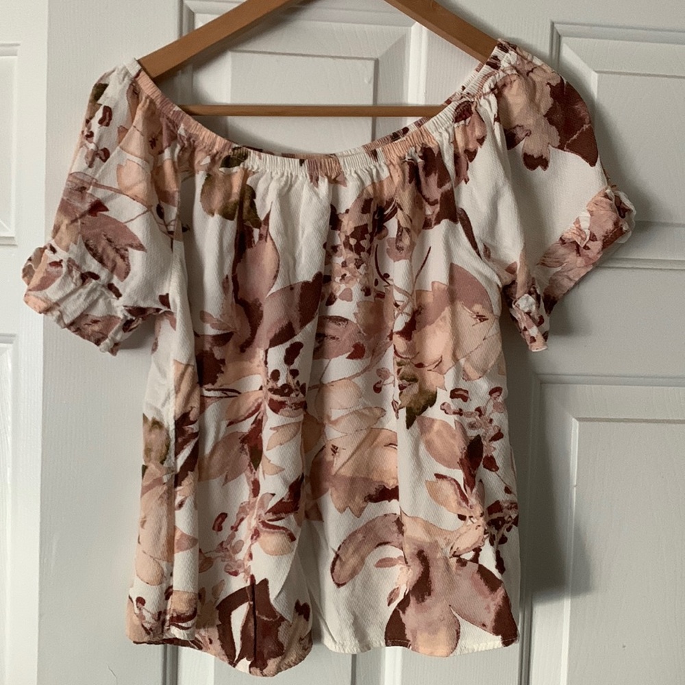 Lovely flowy top